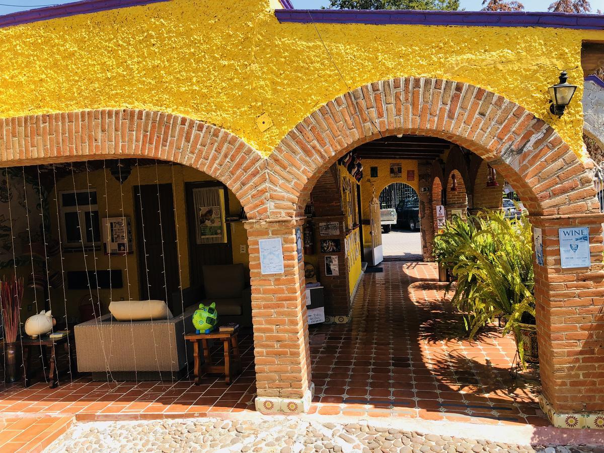 Mi Hotel Tequisquiapan Exterior photo